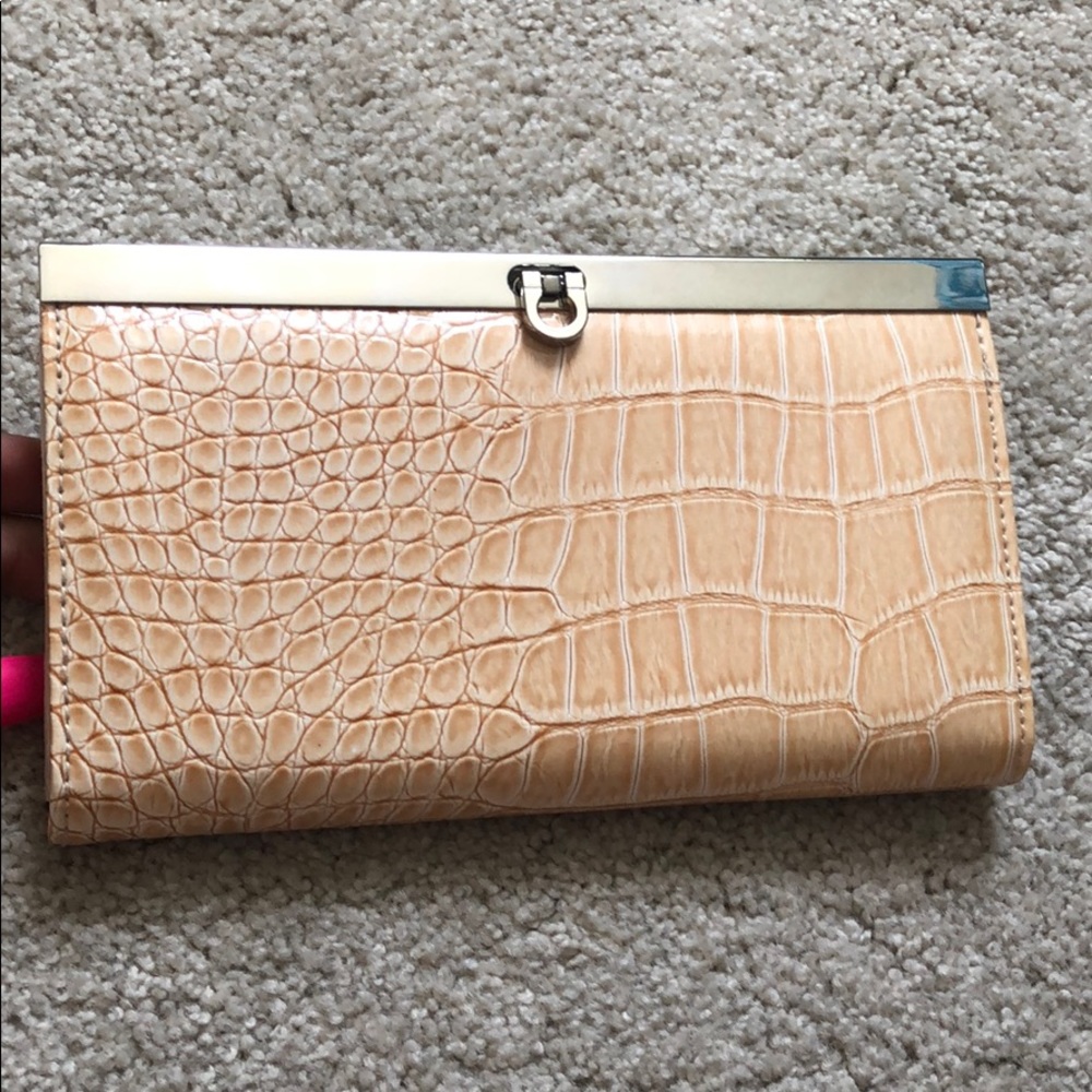 Faux Snake skin Clutch